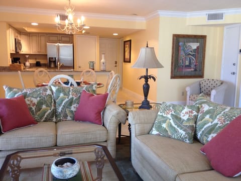 Living room with queen size sleeper sofa