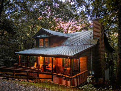"OAKRIDGE"  Cabin