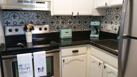 Soft Close Cabinet Doors,