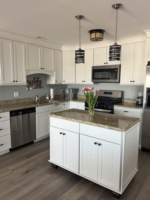 Fully stocked kitchen
