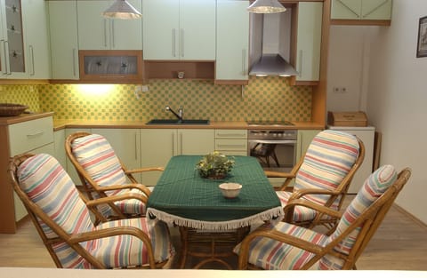 Villa Liogerma - Kitchen