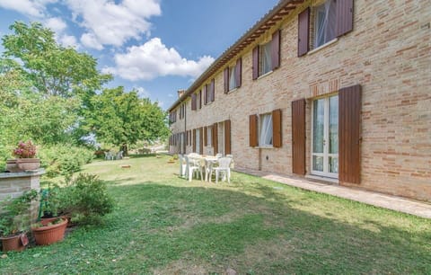 Property, Real Estate, House, Building, Yard, Land Lot, Grass, Home, Farmhouse, Backyard