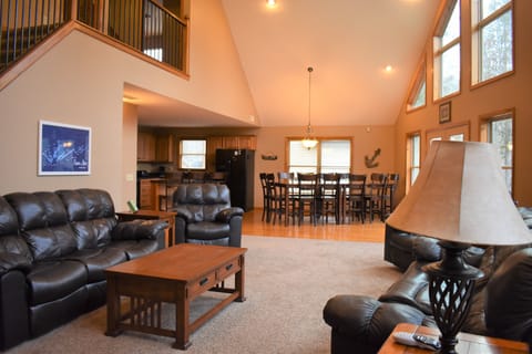 Huge open living/kitchen/dinning area on main floor.