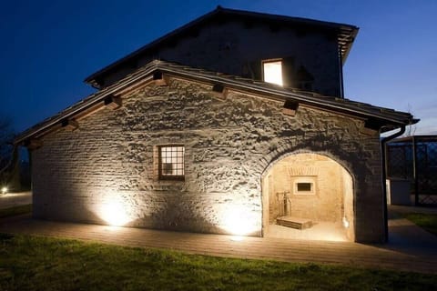 The apartment by night