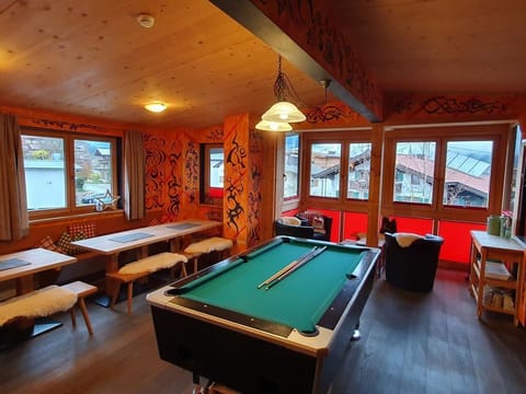 Four-Bed Room - Hostel Alpking Apartment in Ellmau