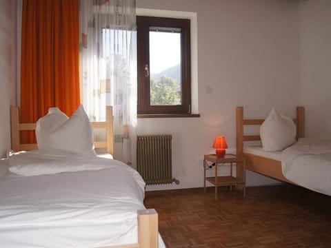 App. Hedgehog, 2 bedrooms, toilet and shower separated - house fable Apartment in Salzburgerland