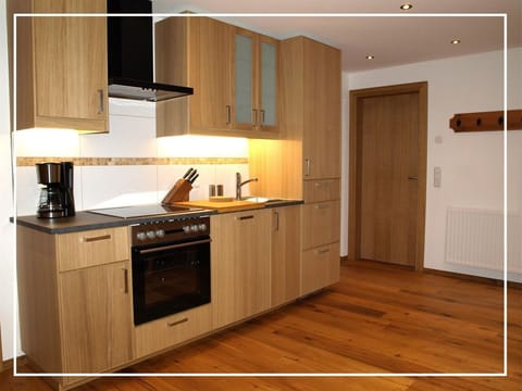 Apartment Kaisergarten 70m�� / 2 sep. Schlafr./2 baths - my "TYROLapart" Apartment in Salzburgerland