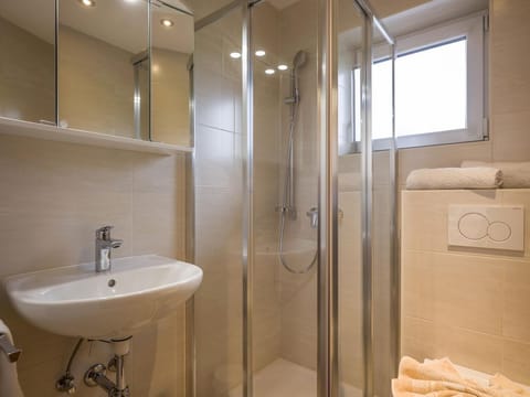 Pölven - House Gratz, Austria Apartment in Salzburgerland