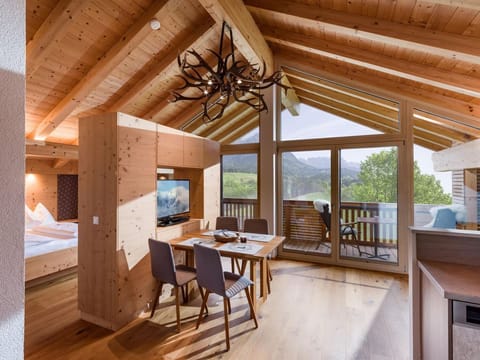 Himmelreich, studio app. with exposed roof - Sillhof Farm Stay in Ellmau