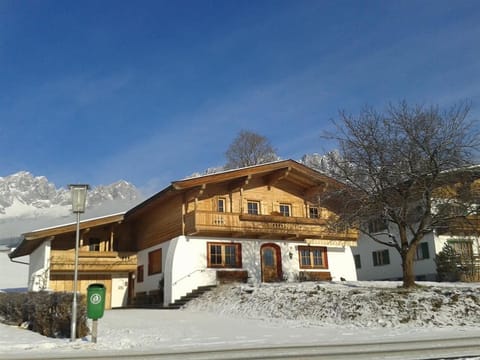 KOASA CHALET GOING - 3 BEDROOM APARTMENT & BATHROOMS House in Salzburgerland