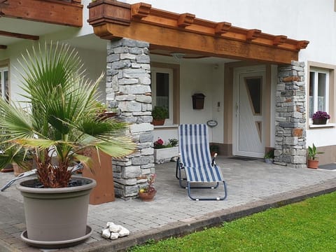 Apartment Claudia - apartment / 2 bedrooms / shower, bath, WC Apartment in Salzburgerland