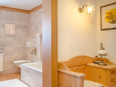 Apartment "Lucas" 3 bedrooms, terrace - Ferienwohnung Weinfurter Luise Apartment in Ellmau