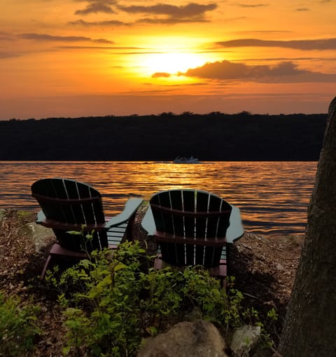 Private Sitting and Picnic Area at water's edge.