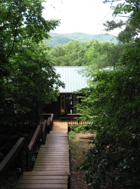 Walking down the ramp into the Cozy Cabin
