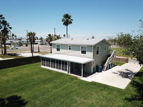 Large Fenced Yard