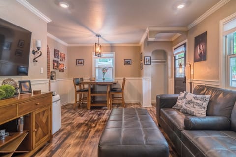 Living Room (1)