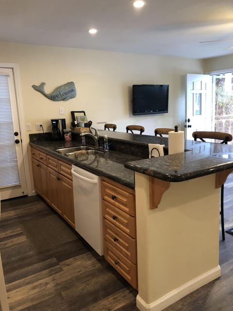 Well stocked kitchen 