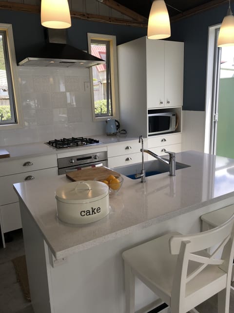 Enjoy the kitchen facilities plus a bbq outside.