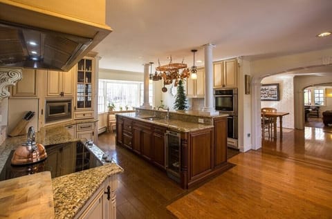 Full Gourmet KItchen 