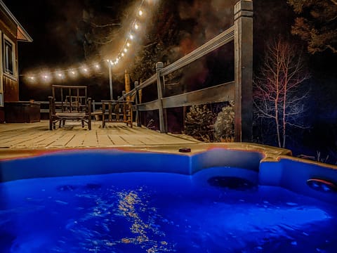 Hot tubbing in the moonlight