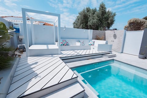 Communal pool area