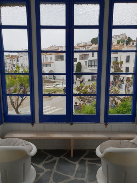 seating area living room without beautiful views.
First floor