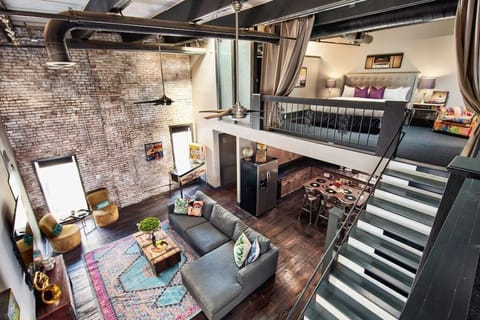 Penthouse Loft – Two Stories, 2 Bedrooms / 2 Baths & Expansive Living Space