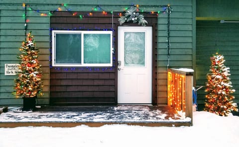 Christmas photo of the Bungalow suite!