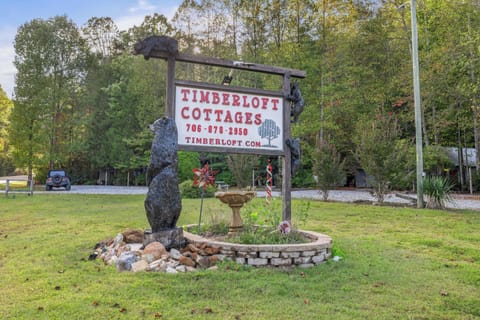 Welcome to
Timberloft Cottages!