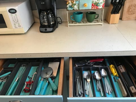 Guest cottage kitchen