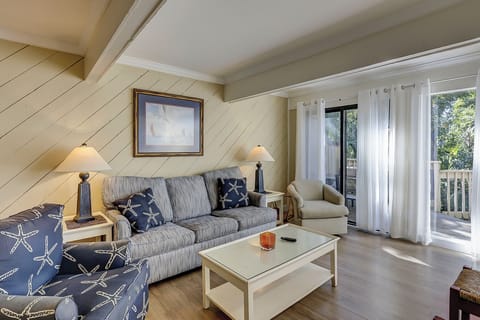 110 Beachwalk