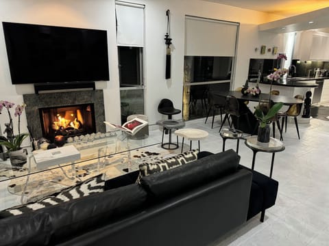 Main house 
living area 