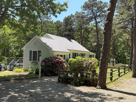 Parking for 2 cars on left side of cottage