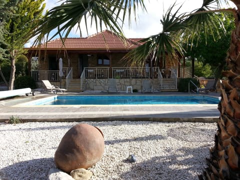 Villa Siga Siga (Slowly Slowly)
