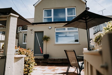 Welcome to Gallery House in the heart of St Davids