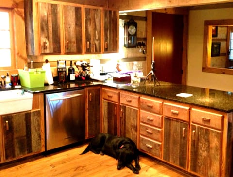 Our black Lab does not come with the house though she does enjoy the cool temps
