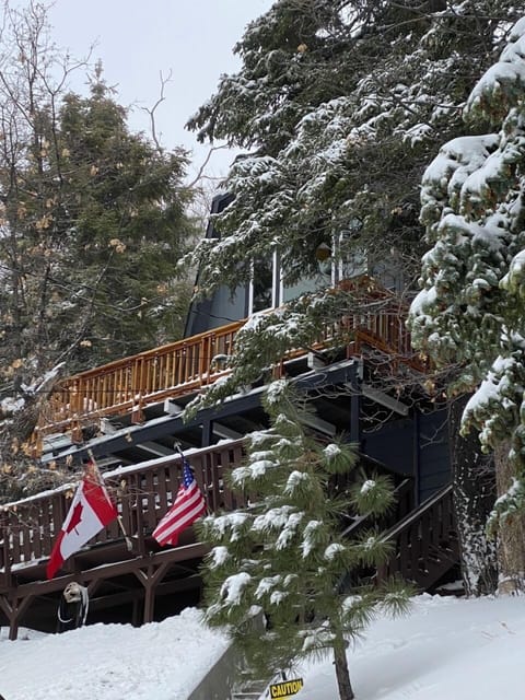 ❄Higher Moonridge elevation results in more snow❄