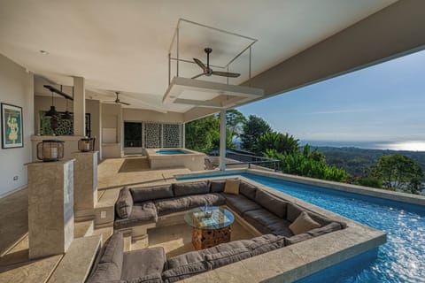 Oceanfront lounge, pool, hot tub for 14, wet bar,  fountain and streaming music!