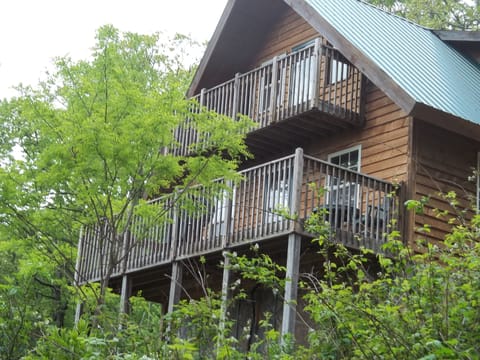 R Place - Double Decks