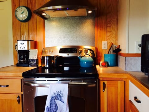 All-new kitchen features energy star appliances