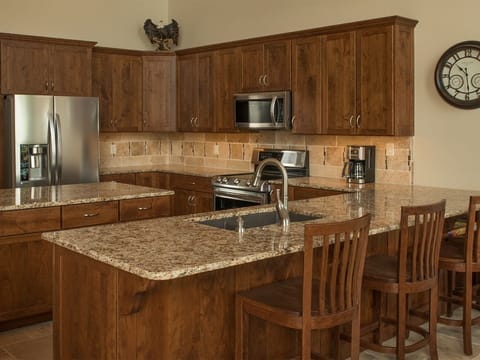 Indulge in your inner chef in your fully equipped gourmet kitchen