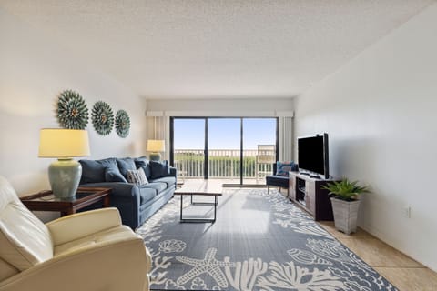 Direct ocean view