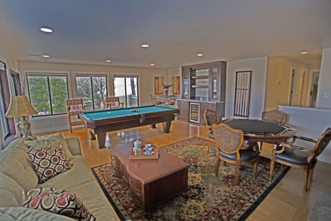 FAMILY ROOM-GAME ROOM AND FIFTH BEDROOM WITH SPECTACULAR VIEW 