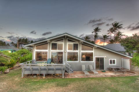 The Main House - 80' from the water's edge!