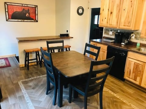 Kitchen with breakfast bar view