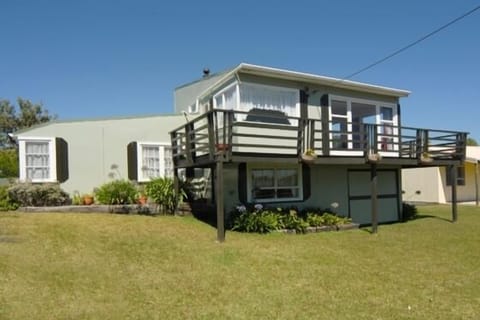 Hokio Beachfront Retreat