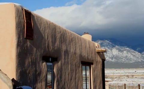 Luna Vista and winter view