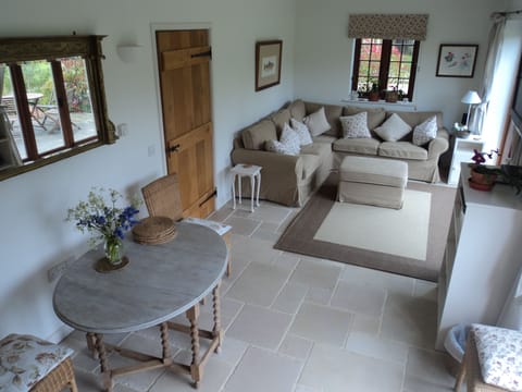 Foxglove living room