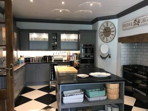 Self catering, or we can organise an experienced chef for you