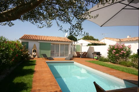 Terrasse - Garden - Heated pool  7x3 m